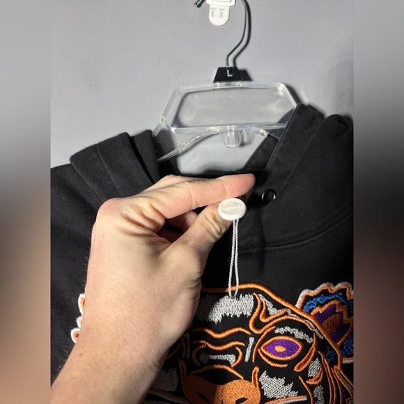 Kenzo Black Tiger Embroidered Hoodie Women’s Size Small - Picture 3 of 5